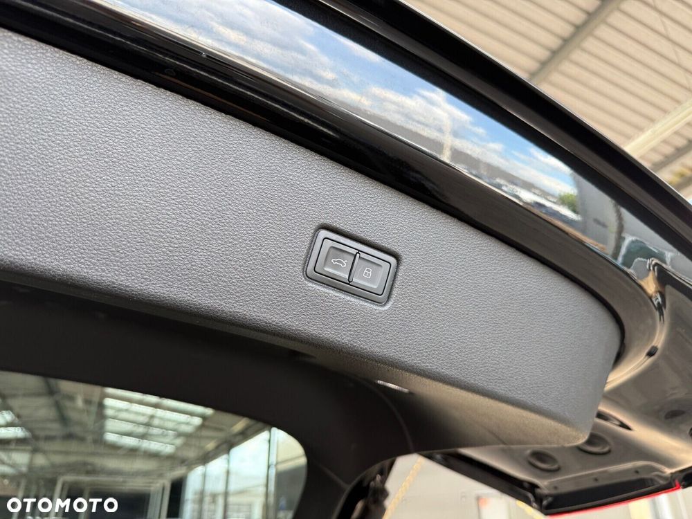 Audi Q5 Sportback - 10