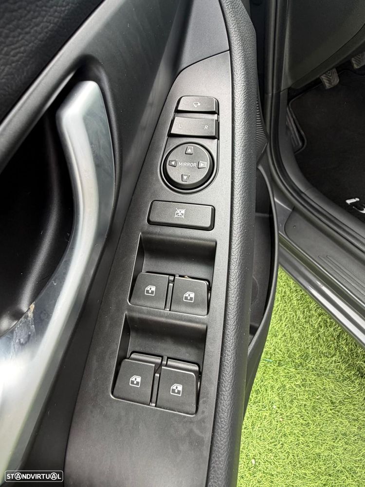 Hyundai i30 CW - 12
