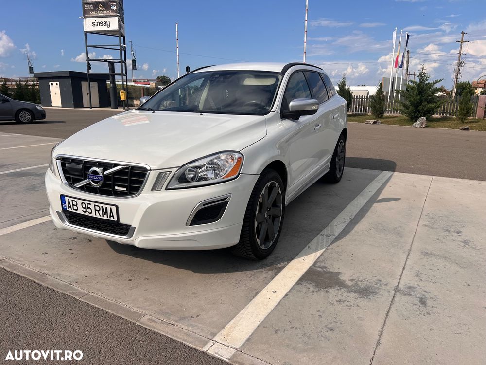 Volvo XC 60 2.4D AWD Aut. RDesign - 16