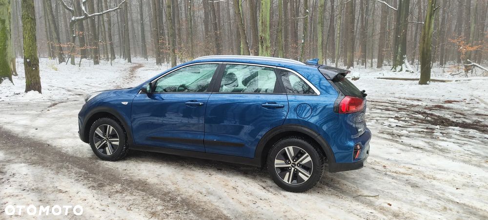 Kia Niro 1.6 GDI Hybrid M - 10