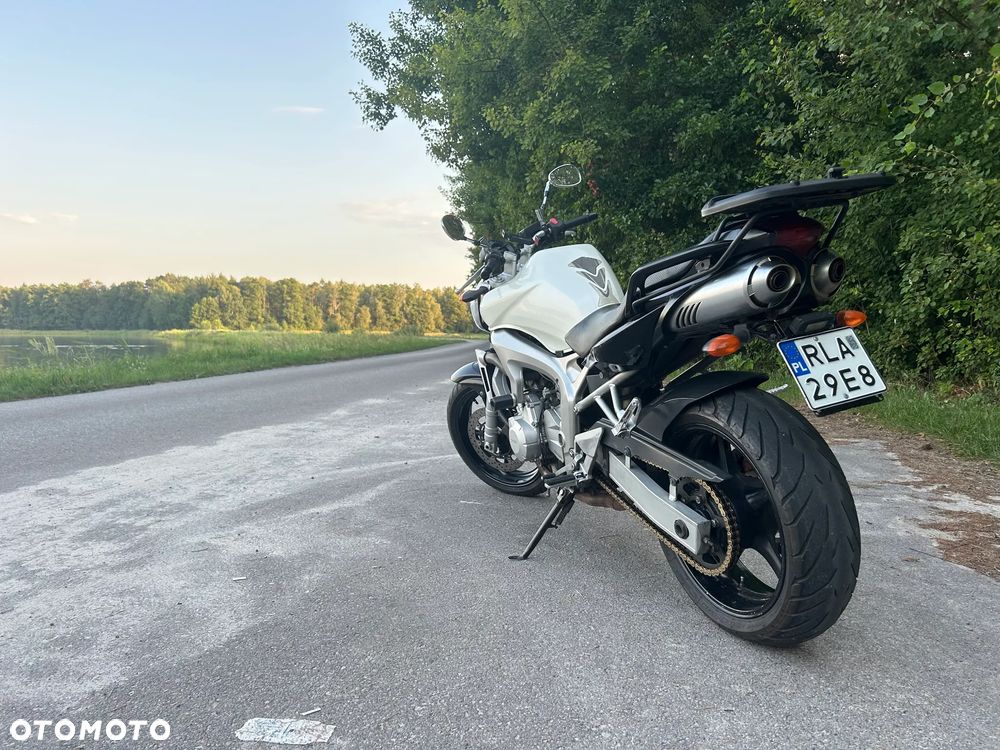 Yamaha FZ6 - 15