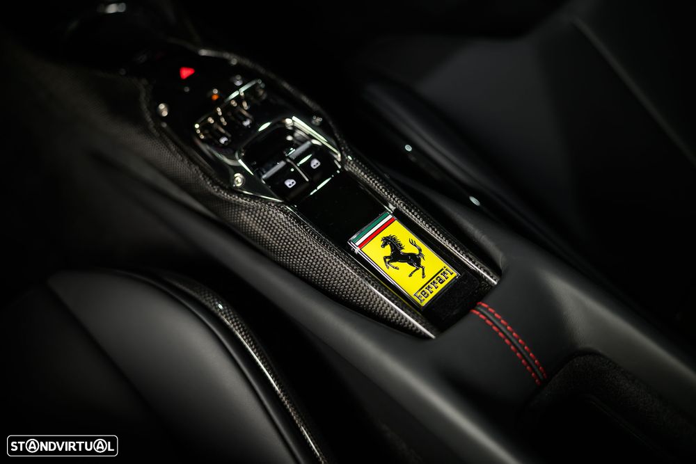 Ferrari 296 GTB - 36