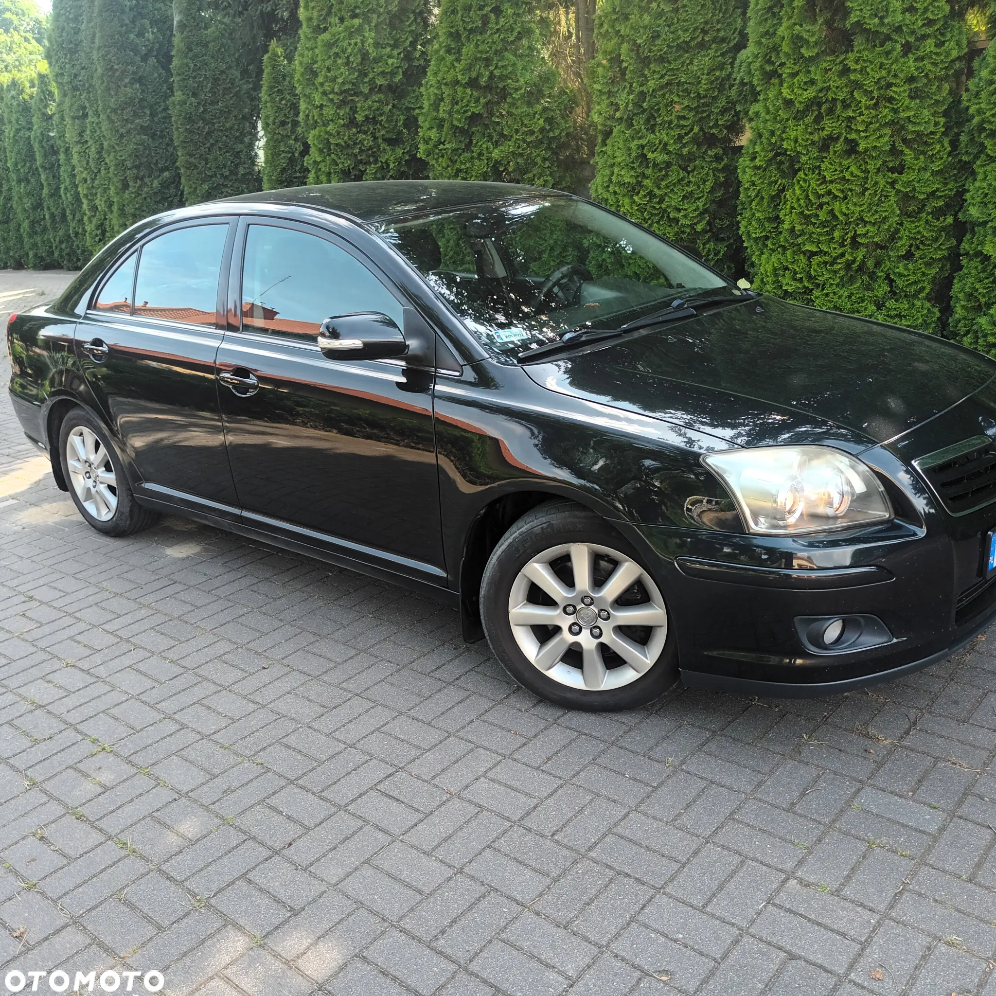 Toyota Avensis 2.0 D-4D Sol Premium - 2