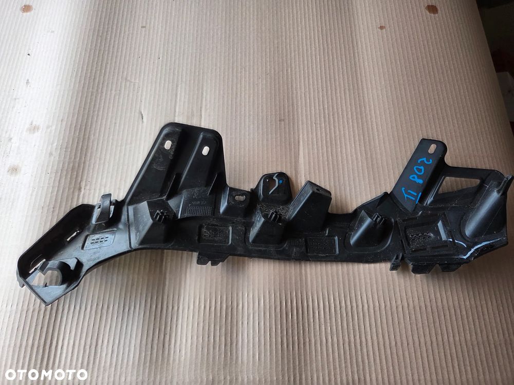 Ślizg zderzaka lewy przód Peugeot 208 II - 2