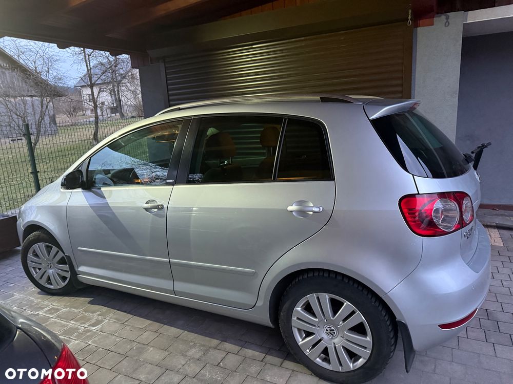 Volkswagen Golf Plus 1.6 TDI Comfortline - 11