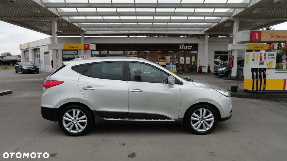 Hyundai ix35 2.0 CRDi 4WD Premium - 4