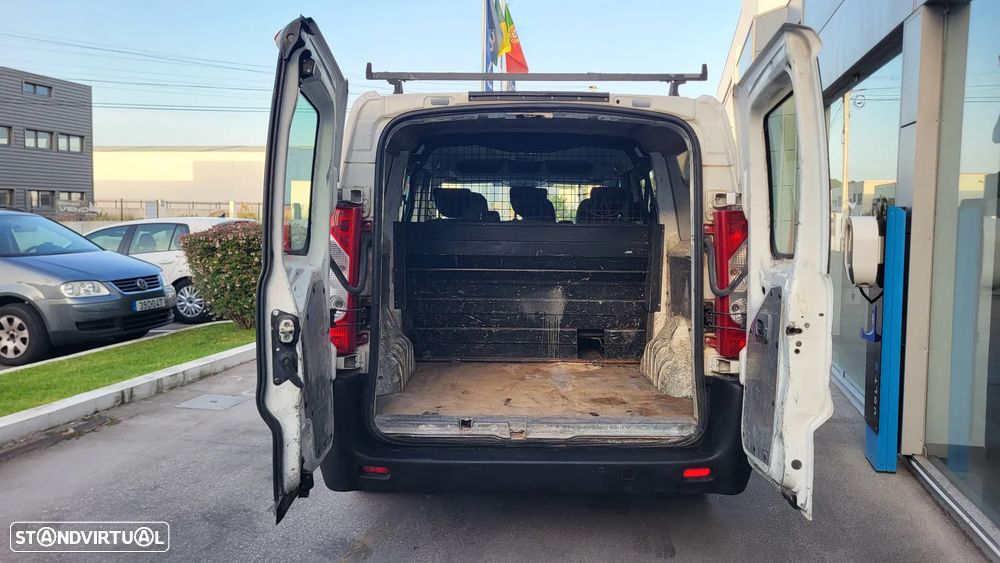 Peugeot Expert 2.0HDi Teppe 6 Lugares - 5