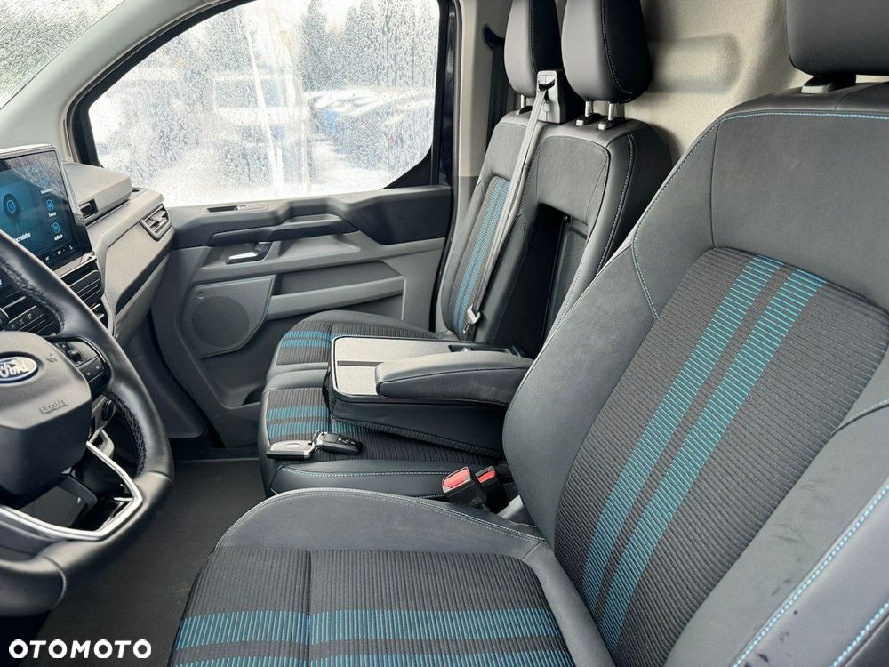 Ford Transit Custom - 13