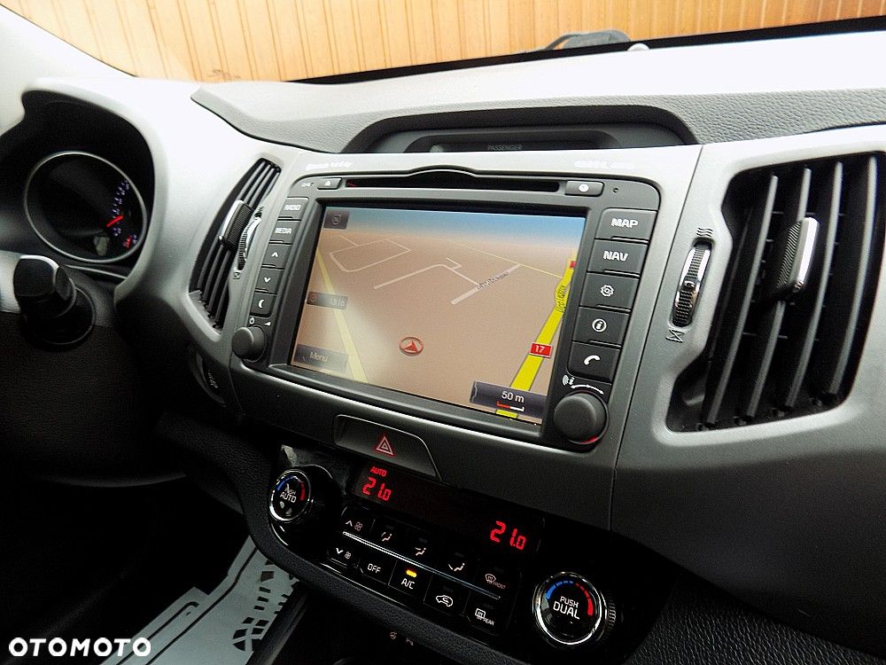 Kia Sportage - 16