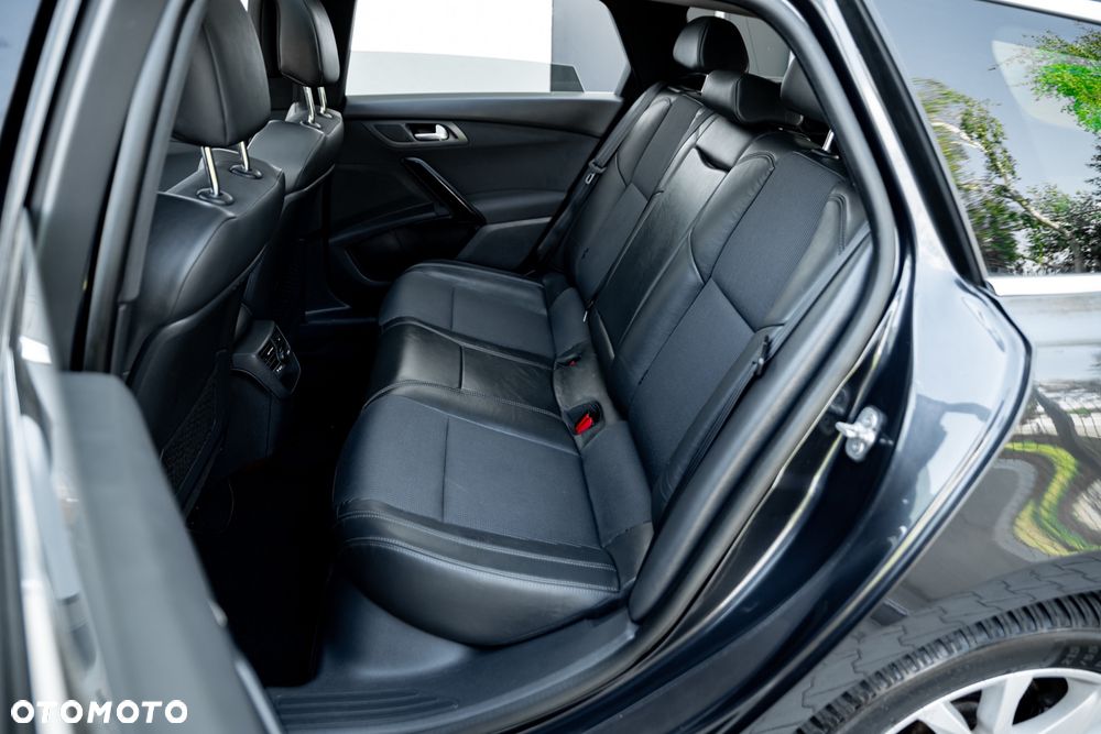 Peugeot 508 HDi FAP 140 Allure - 19