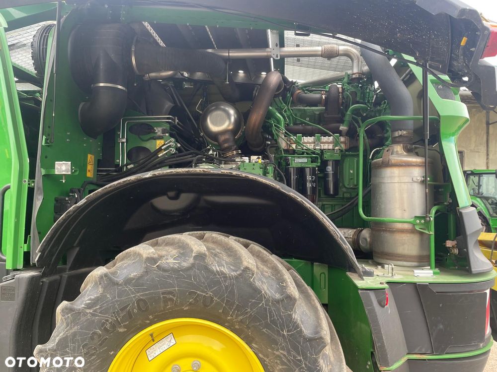 John Deere 8400 - 15