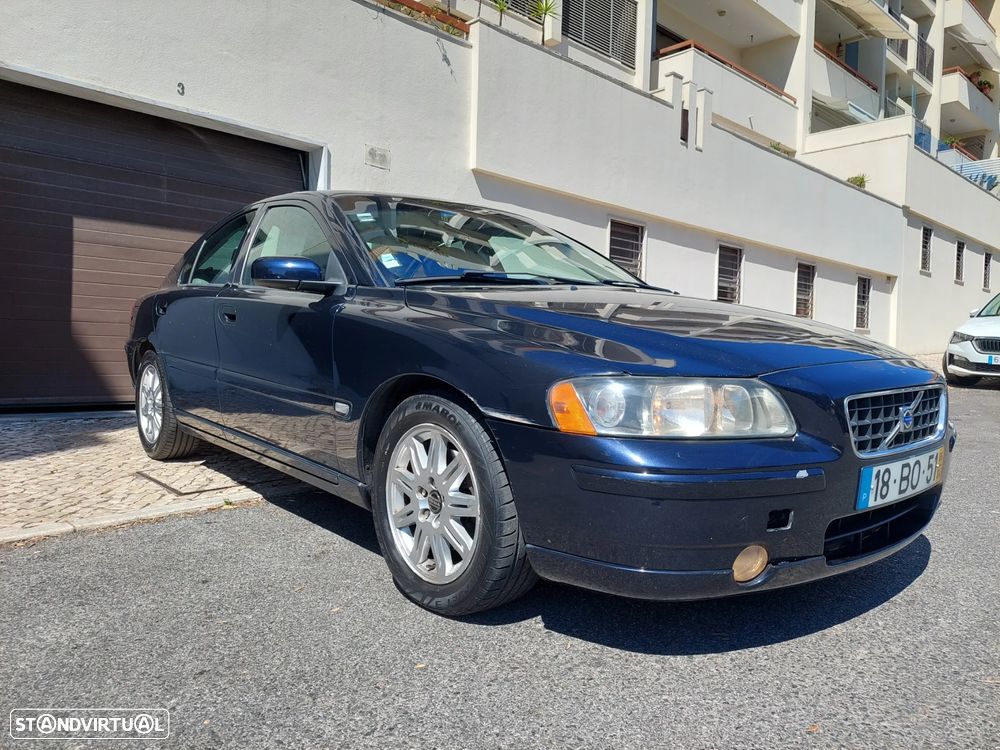 Volvo S60 2.4 D5 Nivel 3 - 4