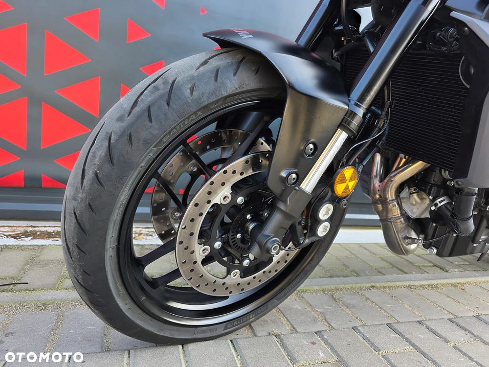 Yamaha MT - 13