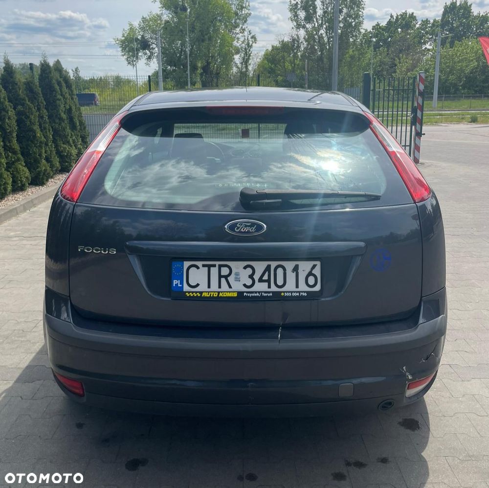 Ford Focus 1.6 16V Ambiente - 5