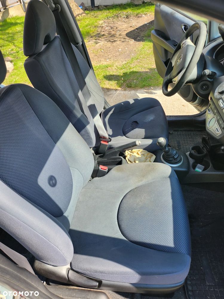 Honda Jazz 1.4 LS - 15