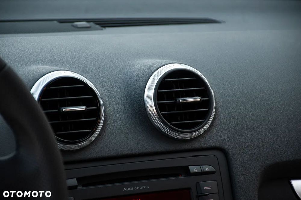 Audi A3 Sportback 1.6 Attraction - 32