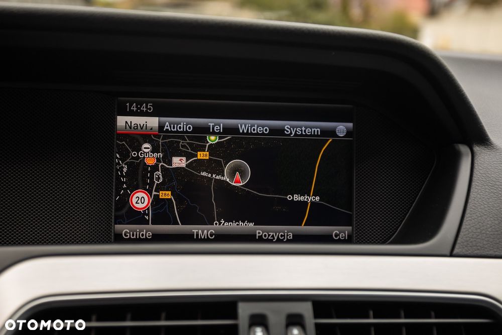 Mercedes-Benz Klasa C 180 (BlueEFFICIENCY) Avantgarde - 29