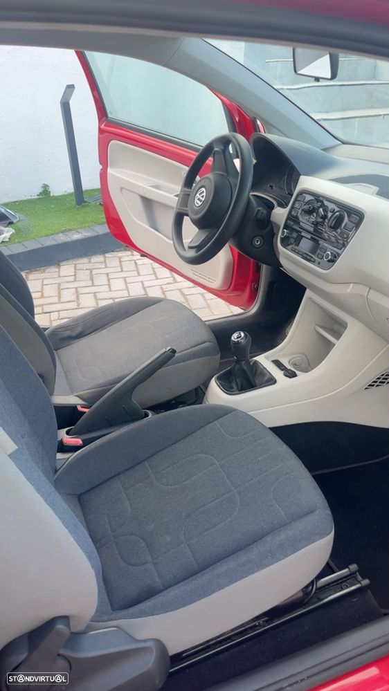 VW Up! - 7
