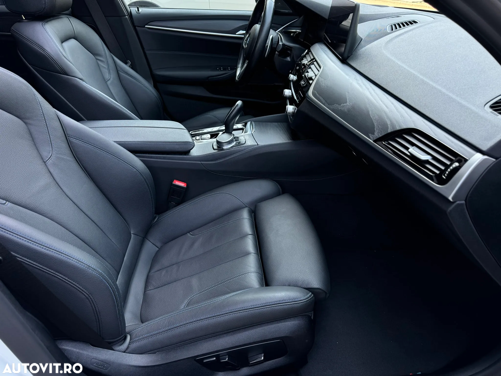 BMW Seria 5 545e xDrive AT PHEV - 25