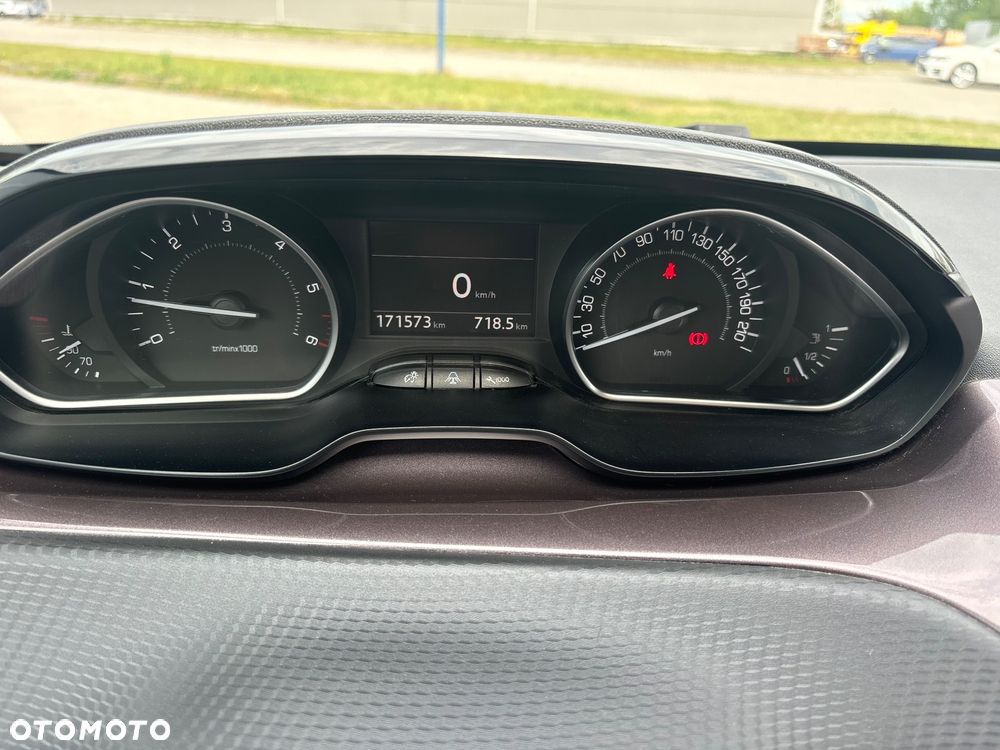 Peugeot 2008 e-HDi FAP 92 STOP & START Active - 22