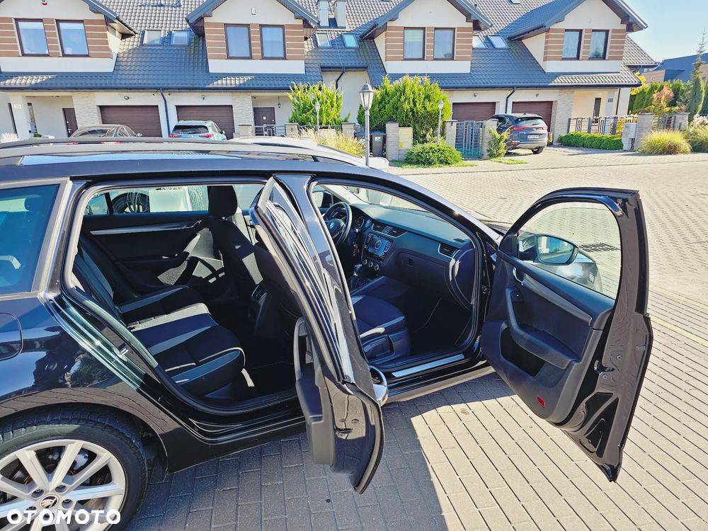 Skoda Octavia Combi 1.6 TDI (Green tec) DSG Joy - 37