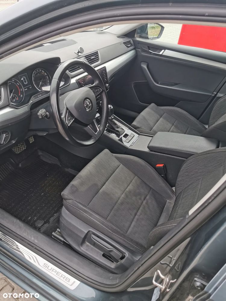 Skoda Superb 1.5 TSI ACT Ambition DSG - 17