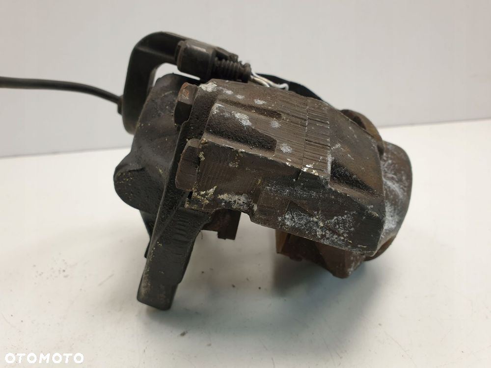 Mercedes W126 SEC 5.6 PRAWY ZACISK HAMULCOWY Przód - 6