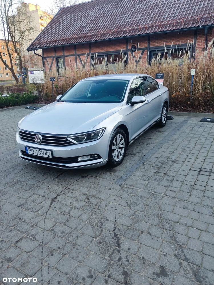 Volkswagen Passat 2.0 TDI BMT Trendline - 2