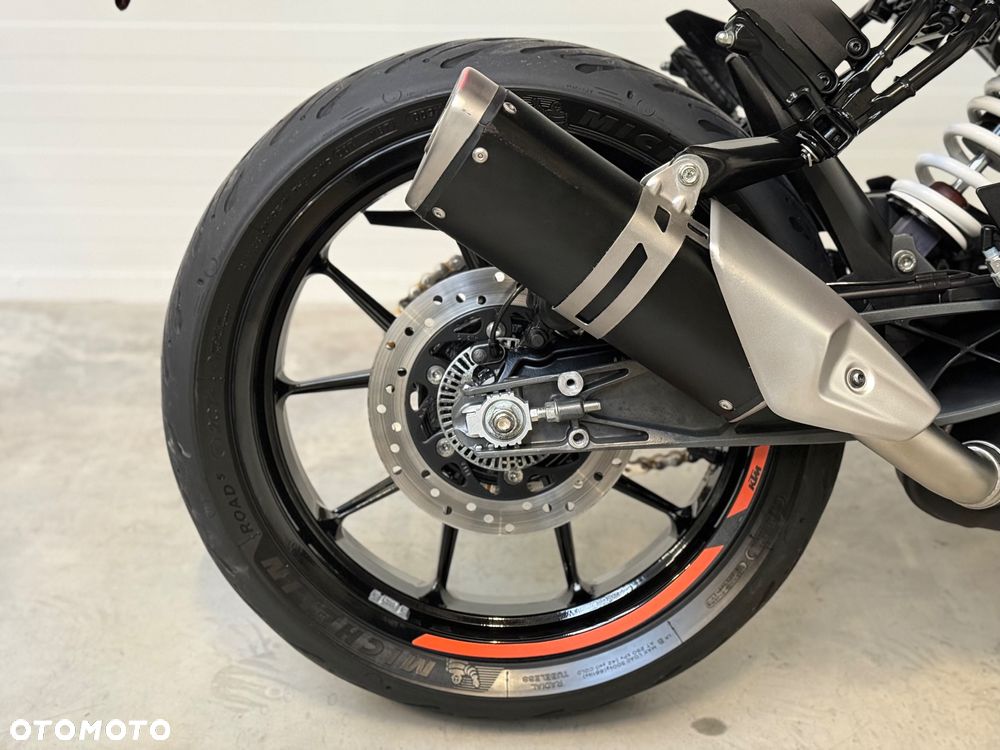 KTM Duke - 15