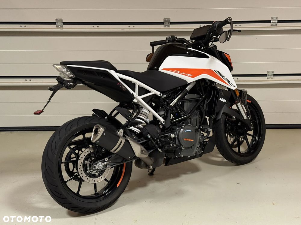 KTM Duke - 4