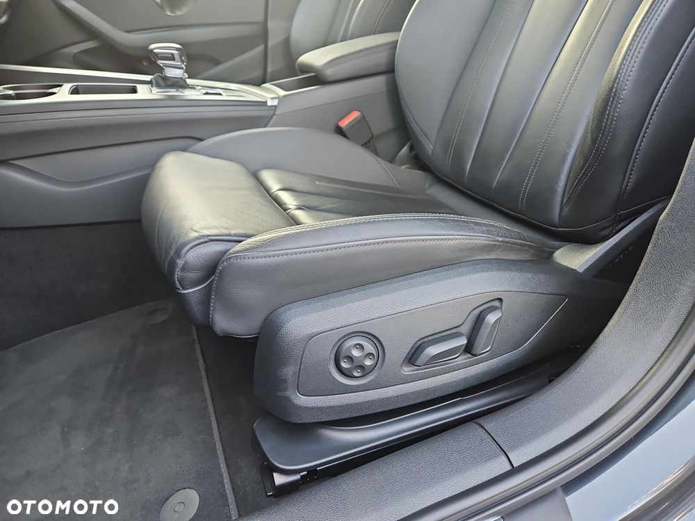 Audi A4 Limousine 40 TFSI mHEV Quattro Advanced S tronic - 13