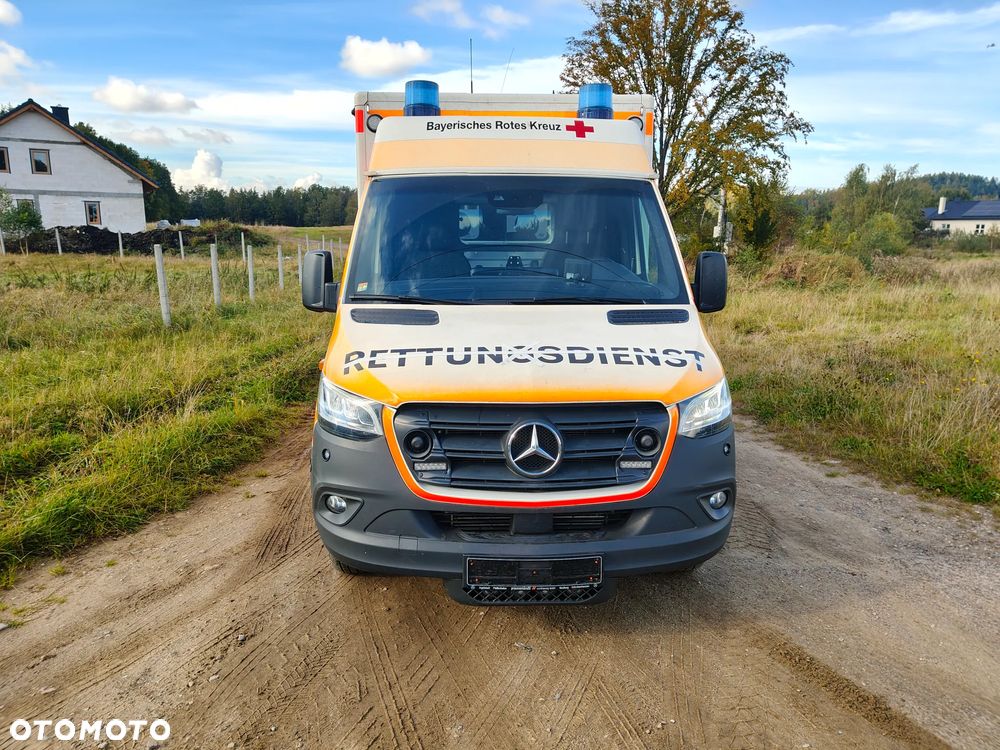Mercedes-Benz SPRINTER - 13