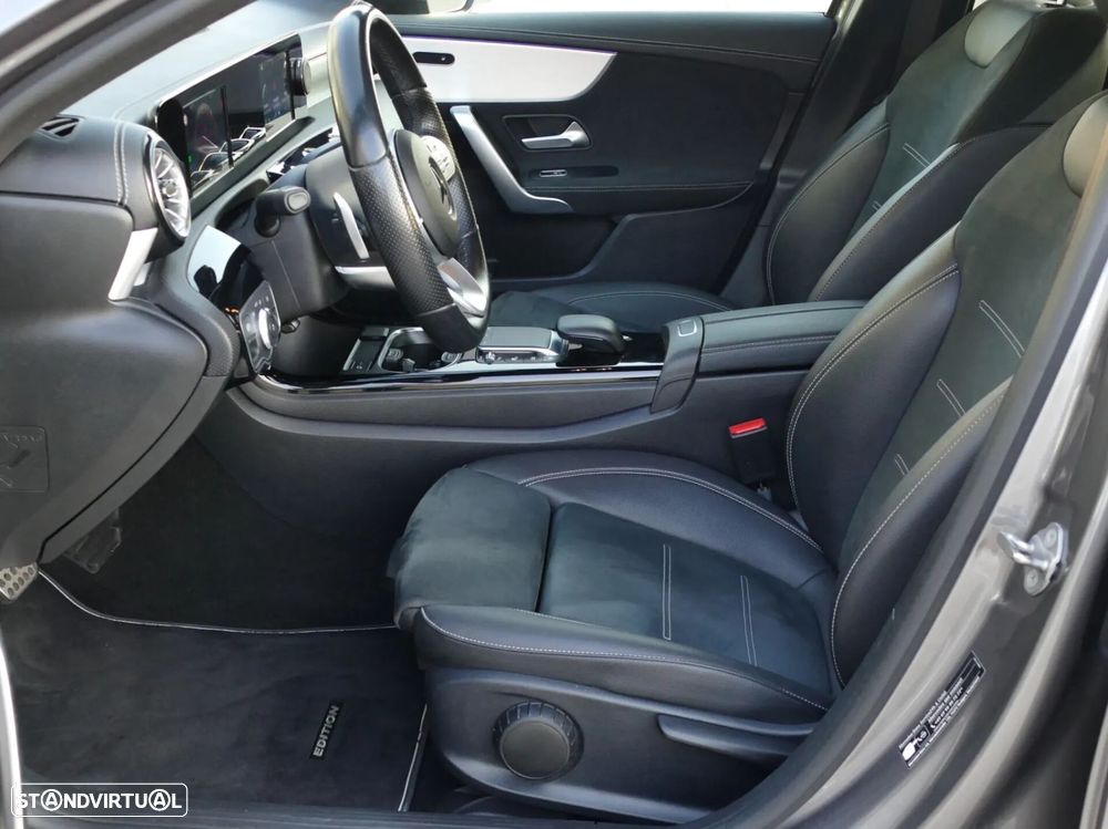 Mercedes-Benz A 250 Limousine e AMG Line - 26