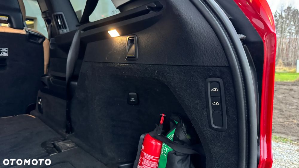 Volvo XC 90 D5 SCR AWD Inscription 7os - 27