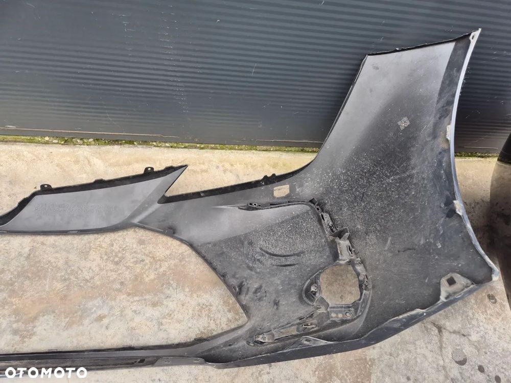 ORYGINALNY ZDERZAK TOYOTA COROLLA E21 PRZÓD / TYŁ - 28