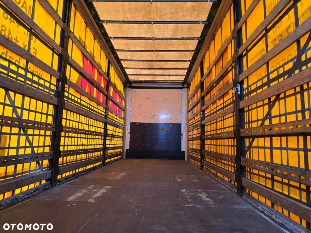 Mercedes-Benz actros - 3