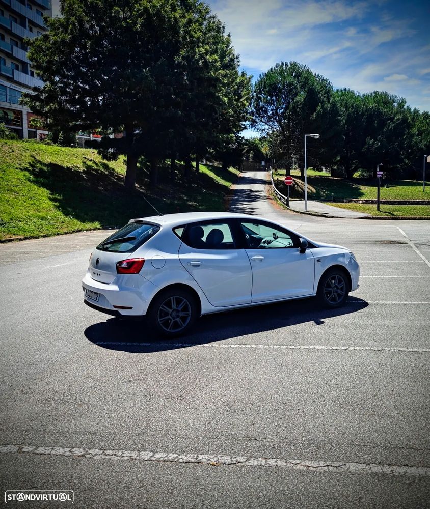 SEAT Ibiza 1.6 TDI FR - 26
