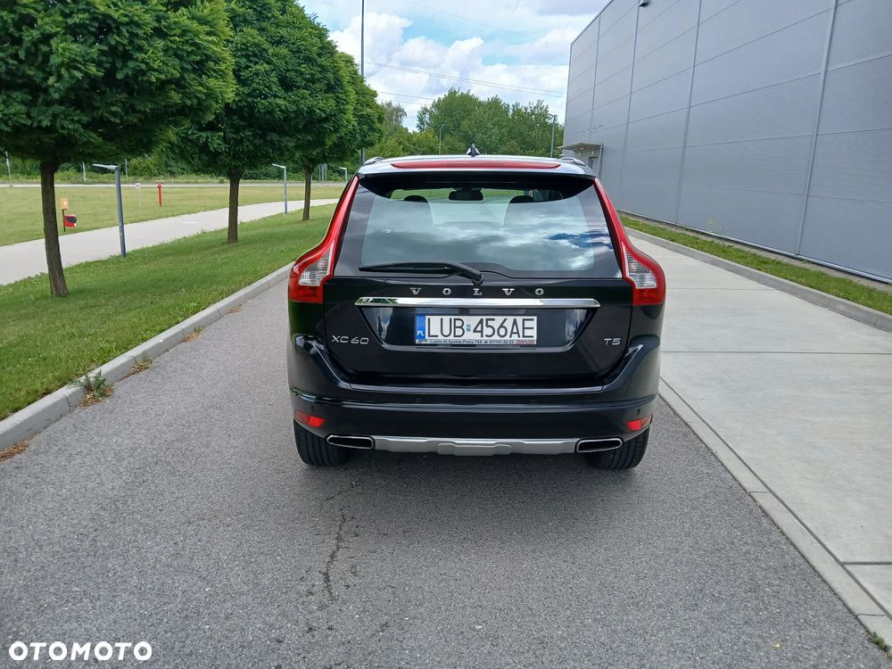 Volvo XC 60 - 5