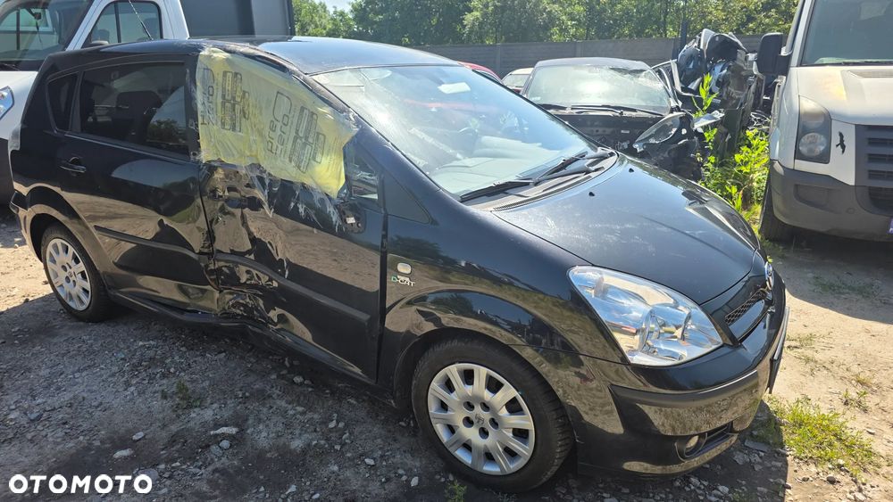 Toyota Corolla Verso 2.2 D-CAT Sol - 33