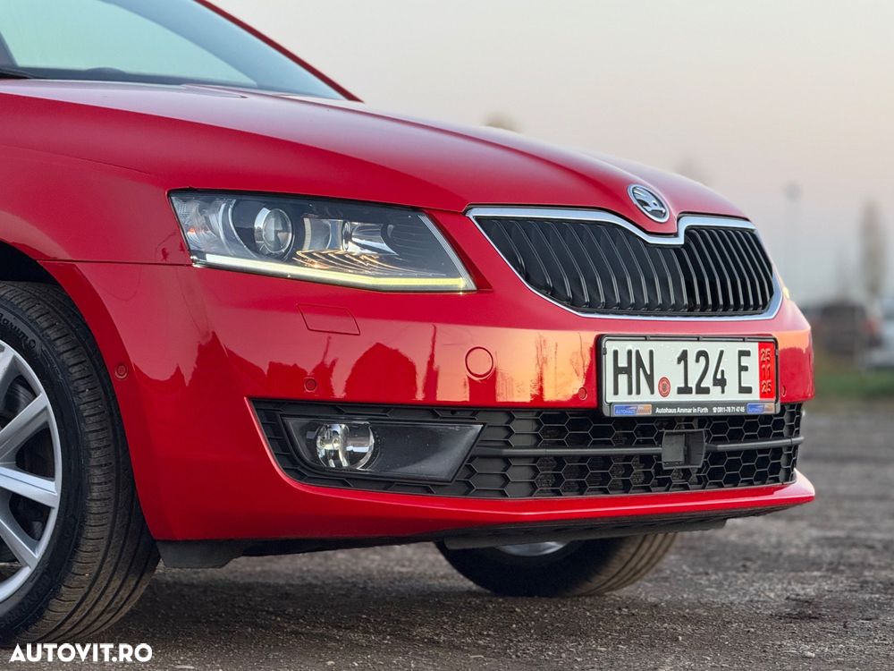 Skoda Octavia 2.0 TDI DSG 4X4 RS - 30