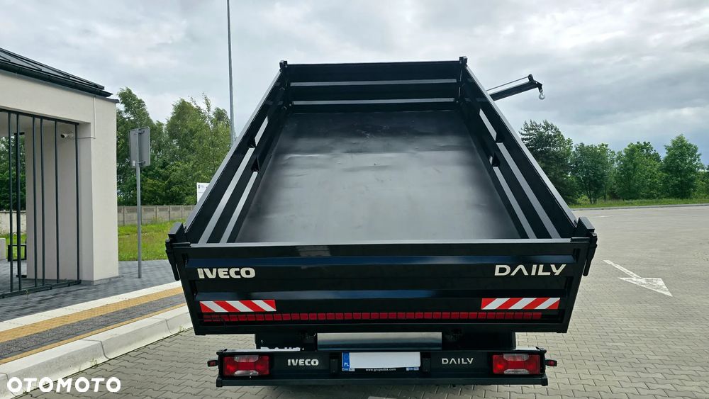Iveco ❗️❗️DAILY 3.0 150Km 70C17 JAK NOWY ❗️❗️84 TYŚ PRZEBIEGU / ORYGINALNY WYWROT / HDS BEFFARD 1700A / WYWROT 3 STRONY / PIERWSZY WŁASCICIEL / NAVI / KAMERA COFANIA / TEMPOMAT / BLIŹNIAKI / WYSOKA BURTA / PRZYSTAWKA / WERSJA WZMOCNIONA / SERWIS ASO / SALON POLSKA / JAK Z SALONU - NOWY - / UNIKAT ❗❗ - 39