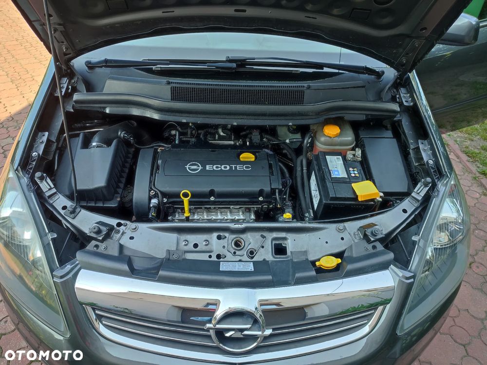 Opel Zafira - 29