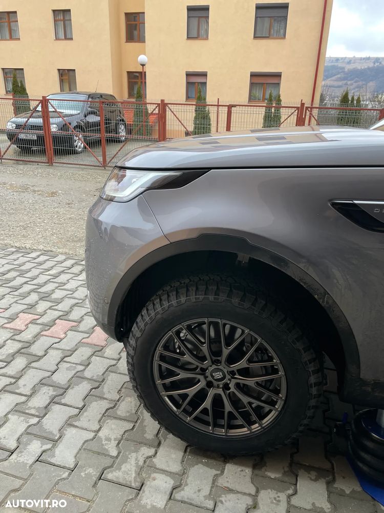 Land Rover Discovery 2.0 L Si4 Ingenium SE - 16