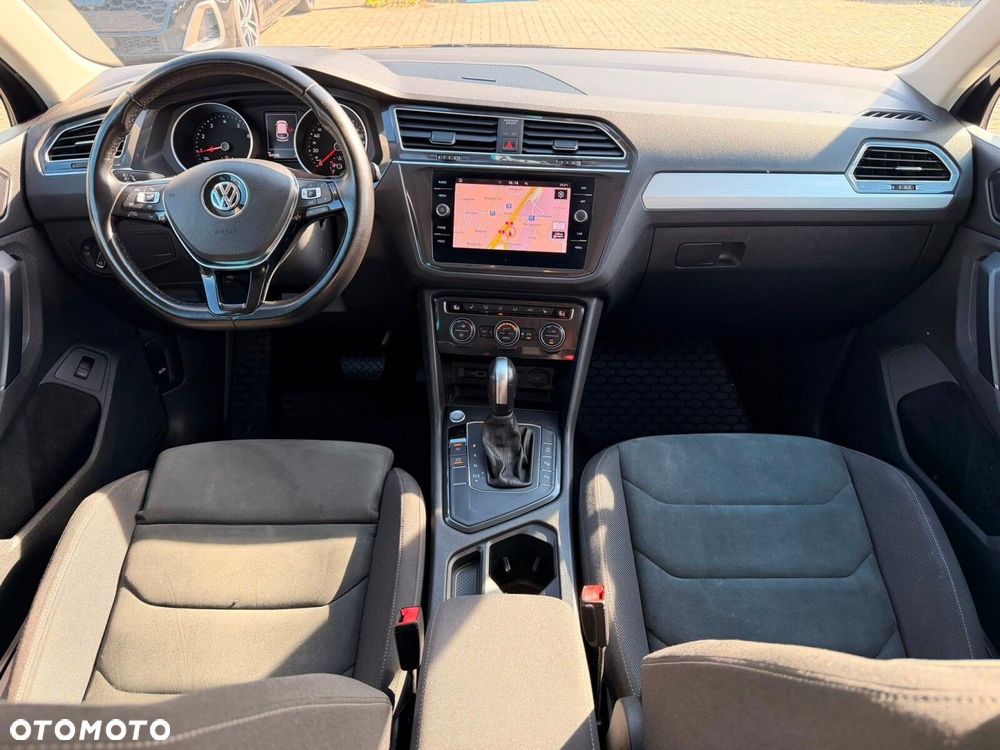 Volkswagen Tiguan - 25