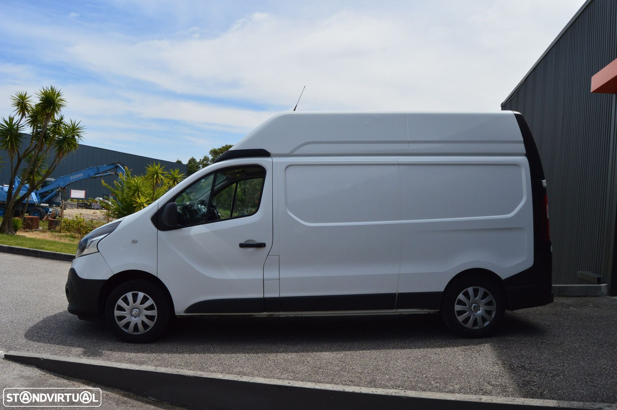 Renault Trafic Outro - 2