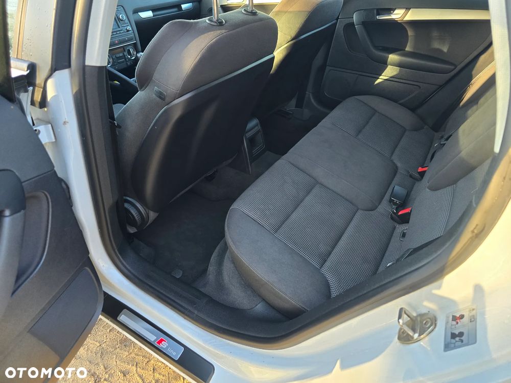 Audi A3 Sportback 1.8 TFSI S line Sportpaket (plus) - 6