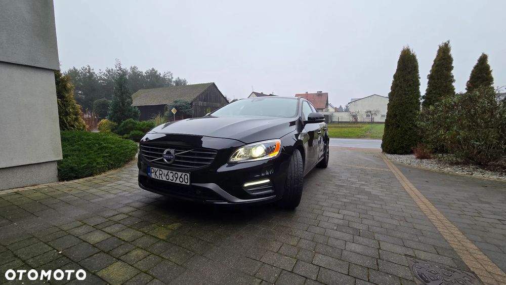 Volvo V60 T5 Geartronic RDesign - 17