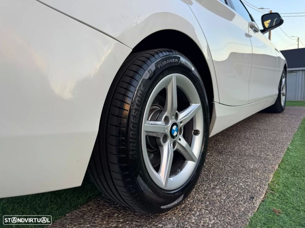 BMW 116 d EDynamics Line Sport - 22