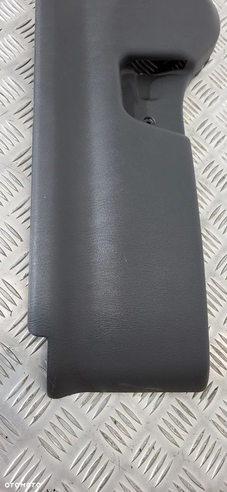 Suzuki Jimny Osłona Fotela Prawy Przód - 9