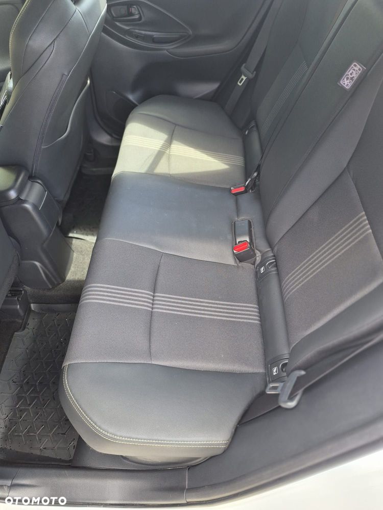 Toyota Yaris Cross Hybrid 1.5 Adventure - 18